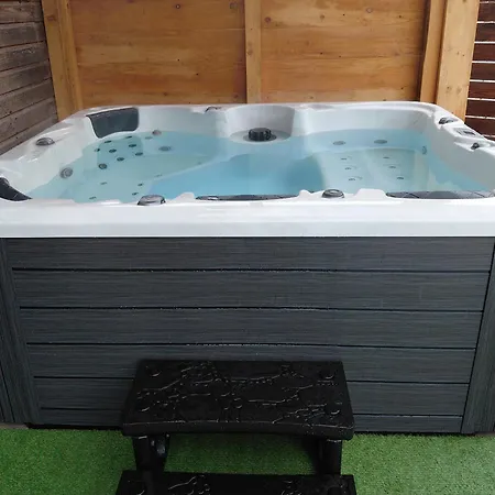 Jacuzzi Prive Romann 1 아파트 종루프 롱지메르